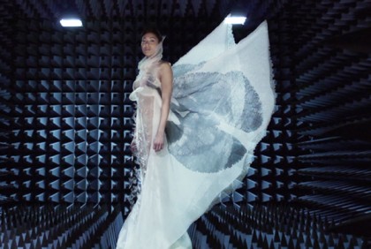 Helen Storey and Tony Ryan "The Lung Dress"