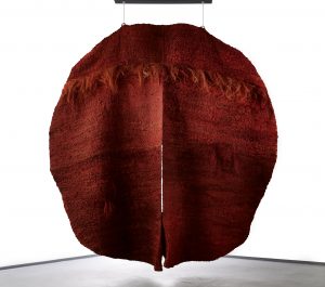 Magdalena Abakanowicz Abakan Rouge III Sisal, tapestry techniques (1971)